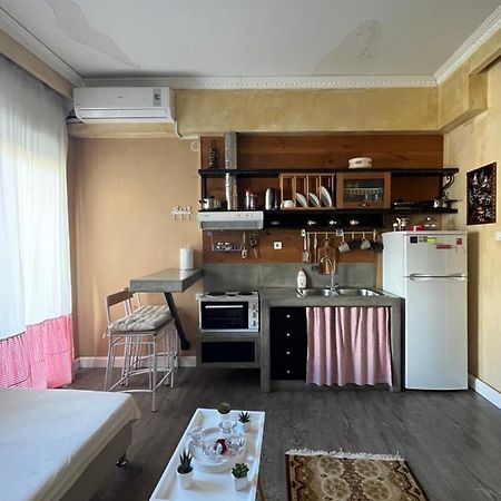 Cosy Apartment In City Centre Янина Екстериор снимка